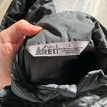 REI Quilted Black Warm Puffer Lightweight Hiking Outdoor Winter Jacket Large‎ Photo 5