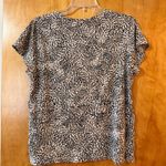 Athleta  Daily Printed Tee T-Shirt Animal Print Sporty Loungewear Size Large Photo 6