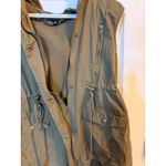 Hooded Utility Vest Olive Green Drawstring Waist Pockets Sleeveless Medium Photo 1