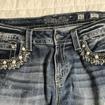 Miss Me  Capri Jeans Photo 2