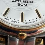 Seiko  Vintage Ladies Watch Two-Tone Bracelet White Dial Gold-Tone Hands Markers Photo 6