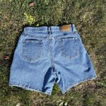 Wrangler Blues Denim Jean Shorts Women's Size 12 High Waist Classic Hem Blue Photo 5