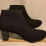 Life Stride  Black Ankle Sock Booties sz 9 Photo 11