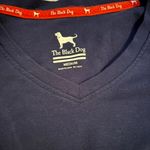 The Black Dog navy v-neck longsleeve Photo 2