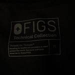 FIGS  Medium Scrub Top Technical Collection V-Neck Short Sleeves Pockets Womens Photo 5