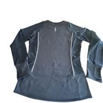Athleta Longsleeve Heatzone Running Shirt - Size L Photo 8