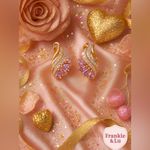 Gold & Lavender Crystal Leaf Earrings Drop leverback NWT Purple Photo 1