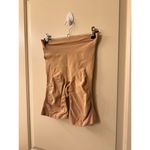 SKIMS  Seamless Sculpt Mid Thigh Short Size 2X/3X
Ochre Photo 4