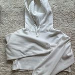 Aritzia TNA Cozy Fleece Boyfriend Cropped Hoodie White Size XS Photo 3