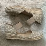 Life Stride Kaylee Khaki Slip-On Espadrilles Size 9.5 - NWT Photo 9