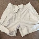 Club Monaco  high rise shorts 00 Photo 0