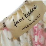 Free Kisses  - Pink and Cream Floral Blouse- Large - Nwot Photo 2