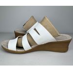 Baretraps  White Wedge Sandals Adjustable Straps Comfort Women's 9.5 Photo 3