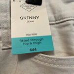 st. john's bay Skinny Jeans - Cream Color - Size 6 Photo 4