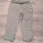 Democracy  high rise green cropped belted pants size 6 Photo 4