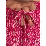 Violet+Claire Women's Geometric Print Tie Front Blouse Pink White Size Medium Photo 4