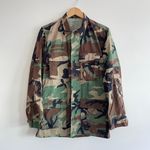 Authentic Vintage U.S Army Issued Tactical Green Camo Button Down Size Small Photo 1