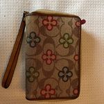 Coach Hand Wallet Photo 1
