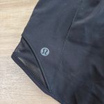 Lululemon  Hotty Hot Short High-Rise 2.5" Women Size 6 Black Photo 3