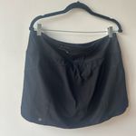 Athleta  Run With It 14” Skort Sz L Black Photo 5