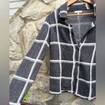 Barreling Bartolini Italian Soft Wool Cashmere Windowpane Plaid Knit Cardigan Photo 3