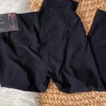 Nike Dri-Fit Tight Fit Training Capris Small New Photo 3