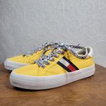 Tommy Hilfiger Tommy Hilfiger Womens Fantim Sneakers 7.5 Yellow Canvas Lace Up Casual Shoes Photo 2