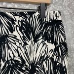 Ann Taylor Women's Black & White Floral Print Pencil Skirt - Size 8 - Corpcore Photo 1