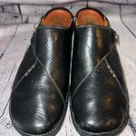 Clarks Clark’s Unstructured Women’s Black Leather Clogs Size 10 Photo 3