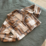 Boutique Cropped Shacket  Photo 0