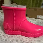 UGG Pink s Photo 1