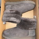 UGG S Grey Boots Photo 0