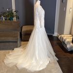 Women’s Long Sleeve Wedding Dress Lace Appliqué Zip Up Back with Train Size 12 Photo 9