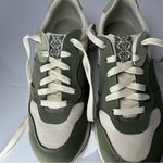 UGG  Retrainer Leather Sneaker Green & Cream Women’s Size 8 EUC Style 1136855 Photo 8