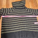 John + Jenn  casual Olive and Black Checkered Turtleneck Sweater size M Photo 6