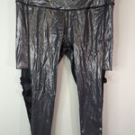PINK - Victoria's Secret Pink Victoria’s Secret Silver Metallic Cutout Crop Leggings Workout‎ Gym Size M Photo 0