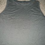 Lululemon Women's Sleeveless Top in Green Photo 2