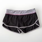 Lululemon Womens ‎ Purple Pink Camo Speed Up Shorts Mid Rise Athletic 8 3.5" Photo 0