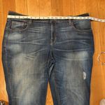 Old Navy  women’s distressed boyfriend skinny size 16. Photo 3