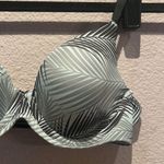 Kindly 32B Palm Leaf Underwire TShirt Bra Green Size undefined Photo 3