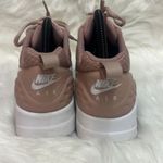 Nike Women's Air Max Motion Low Sneakers Bin 11 Photo 5