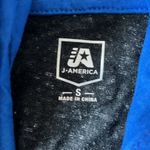 J. America  NCAA Kansas Women’s free style hooded slub tee Size Small Photo 4