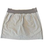 Athleta  Brooklyn Textured 16” Skirt Skort Gray White Stripe Women’s Size 12 Golf Photo 3