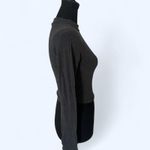 Two Bozzolo stretchy crop tops in grey and burgundy Gray Photo 5