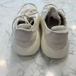 UGG  LA Cloud Low Top Cream Sneaker Shoe Size 10 Photo 9