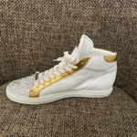 Alessandro‎ Dell'acqua Embelished High Top Sneakers in White & Gold EU 38 Size 7 Photo 7