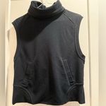 Nike Women’s Black Sleeveless Hooded Vest Top Size M Photo 0