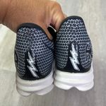 Hoka Unisex Crescendo MD Track Running Shoes Unisex Women’s 9 Men’s 7.5 Black Photo 5