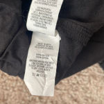 Black Aerie A Photo 4