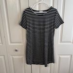 Ours lot of 2 striped short sleeve t shirt dresses size large Black Photo 5